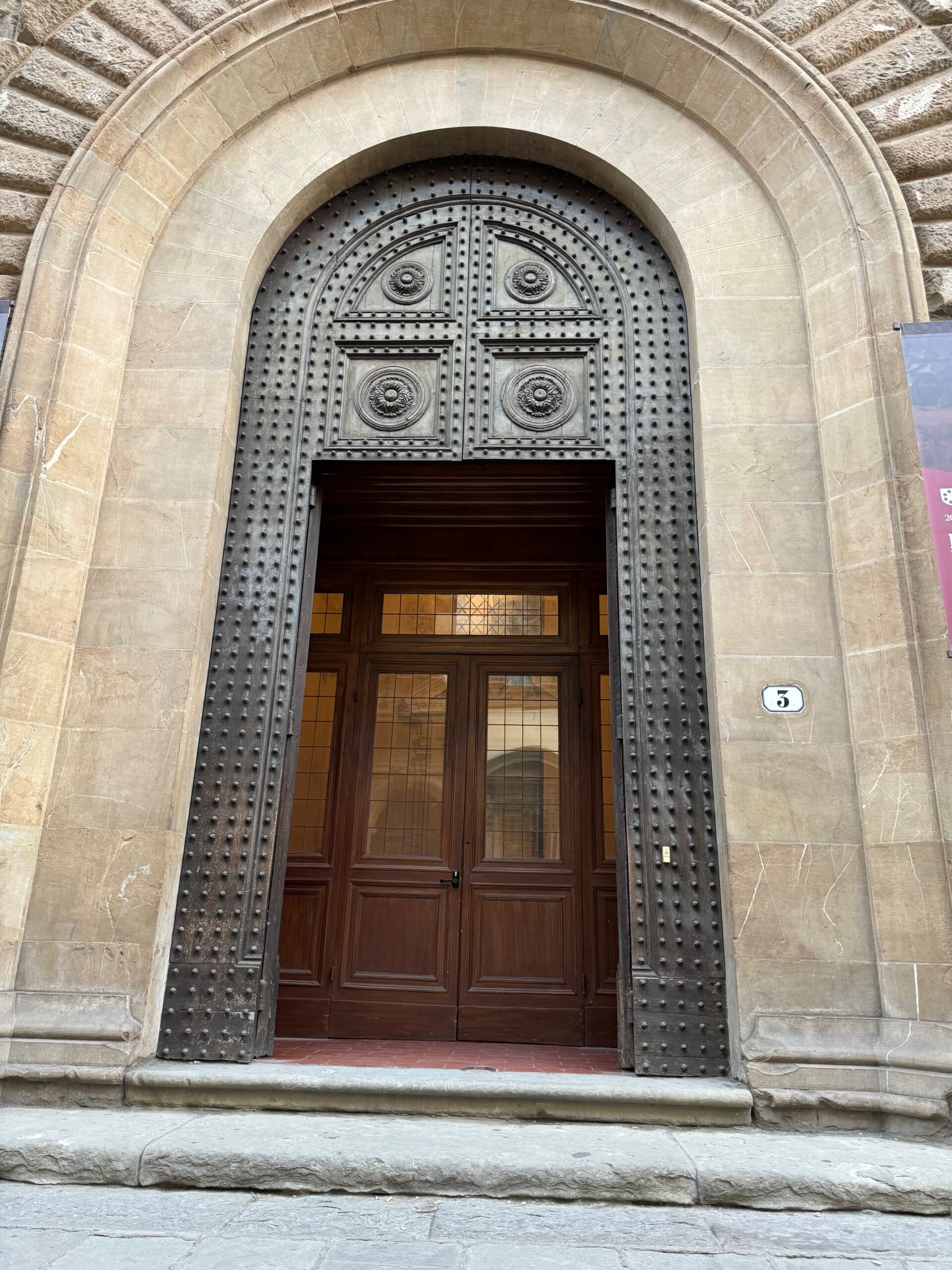 Palazzo Medici Riccardi - Accessibilità - Ingresso da Via Cavour